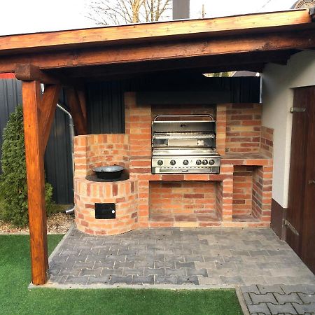 Siraly Apartman Hajdúnánás Exteriér fotografie