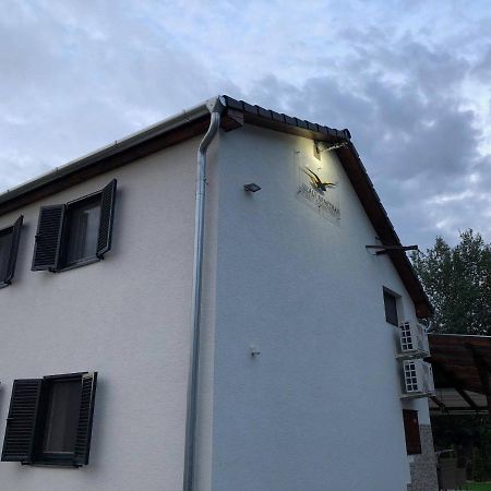 Siraly Apartman Hajdúnánás Exteriér fotografie
