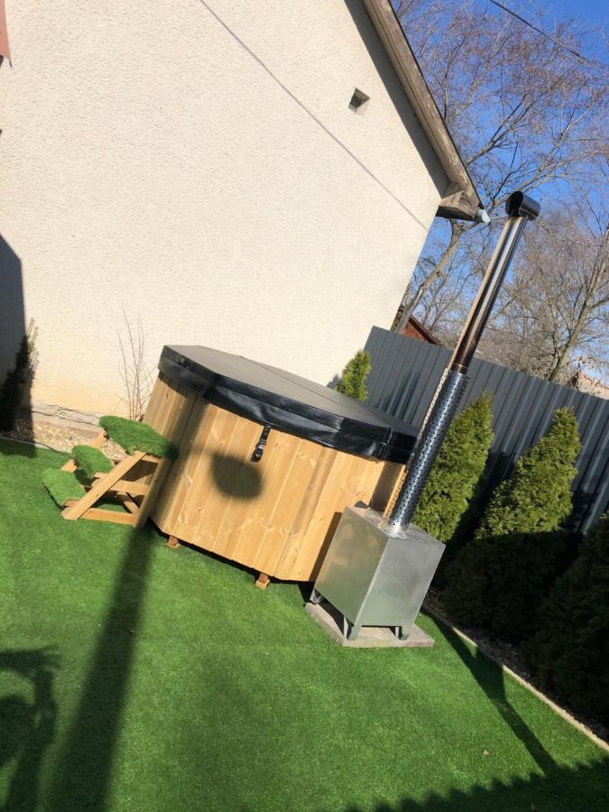 Siraly Apartman Hajdúnánás Exteriér fotografie