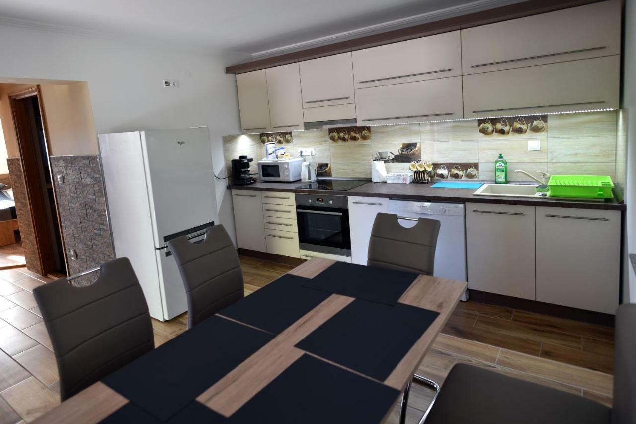 Siraly Apartman Hajdúnánás Exteriér fotografie