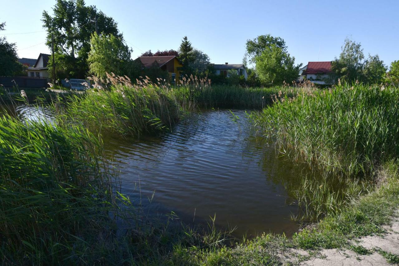 Siraly Apartman Hajdúnánás Exteriér fotografie